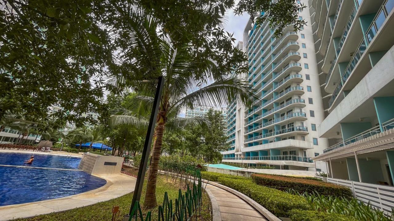 מנילה Azure Urban Resort Maui Unit מראה חיצוני תמונה