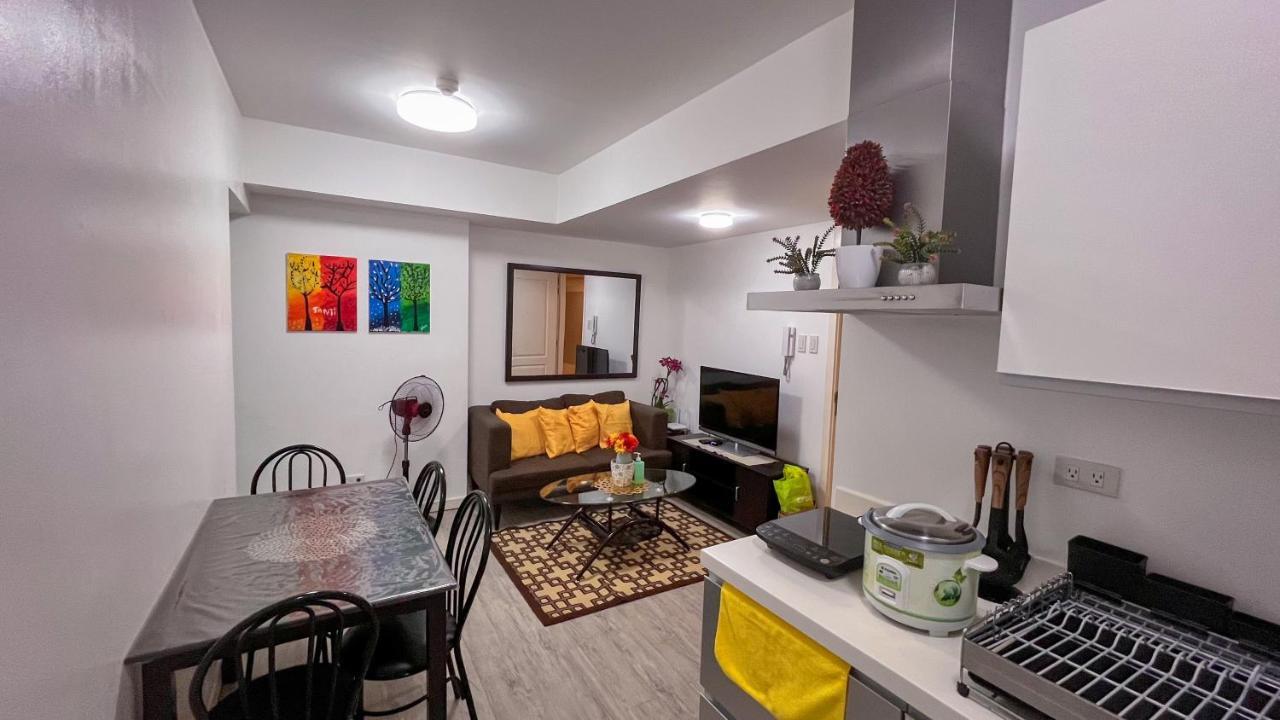 מנילה Azure Urban Resort Maui Unit מראה חיצוני תמונה