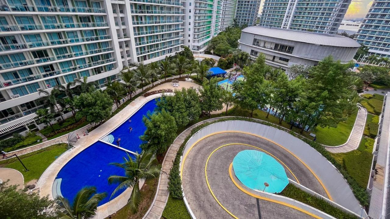 מנילה Azure Urban Resort Maui Unit מראה חיצוני תמונה